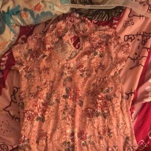 No boundaries short sleeve